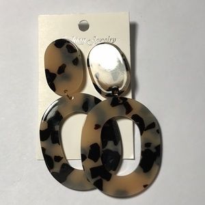 Fashion animal print earrings / for pierced ears only